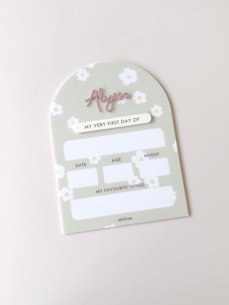 Green Flower First/Last Day Board - Arch