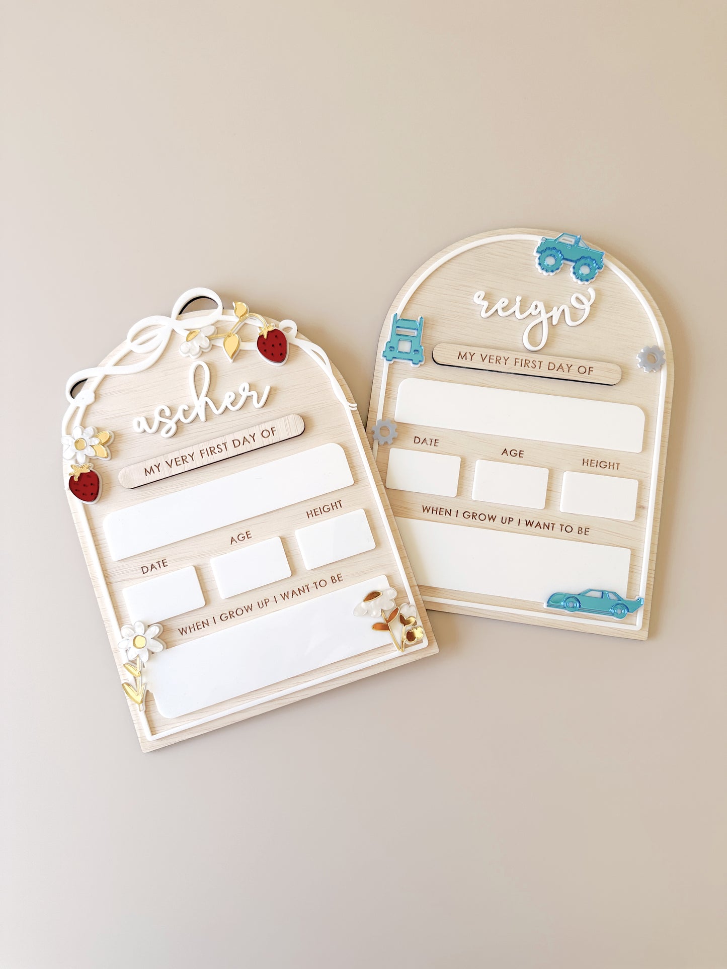 Wooden First/Last Day Board - Flowers & Strawberries