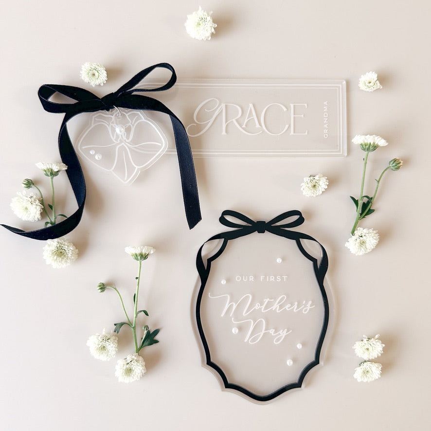 Mother's Day - Classic Bow Plaque