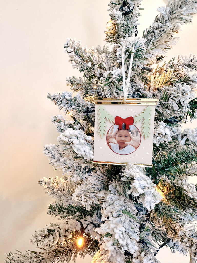 Christmas Photo Ornament - Mantle