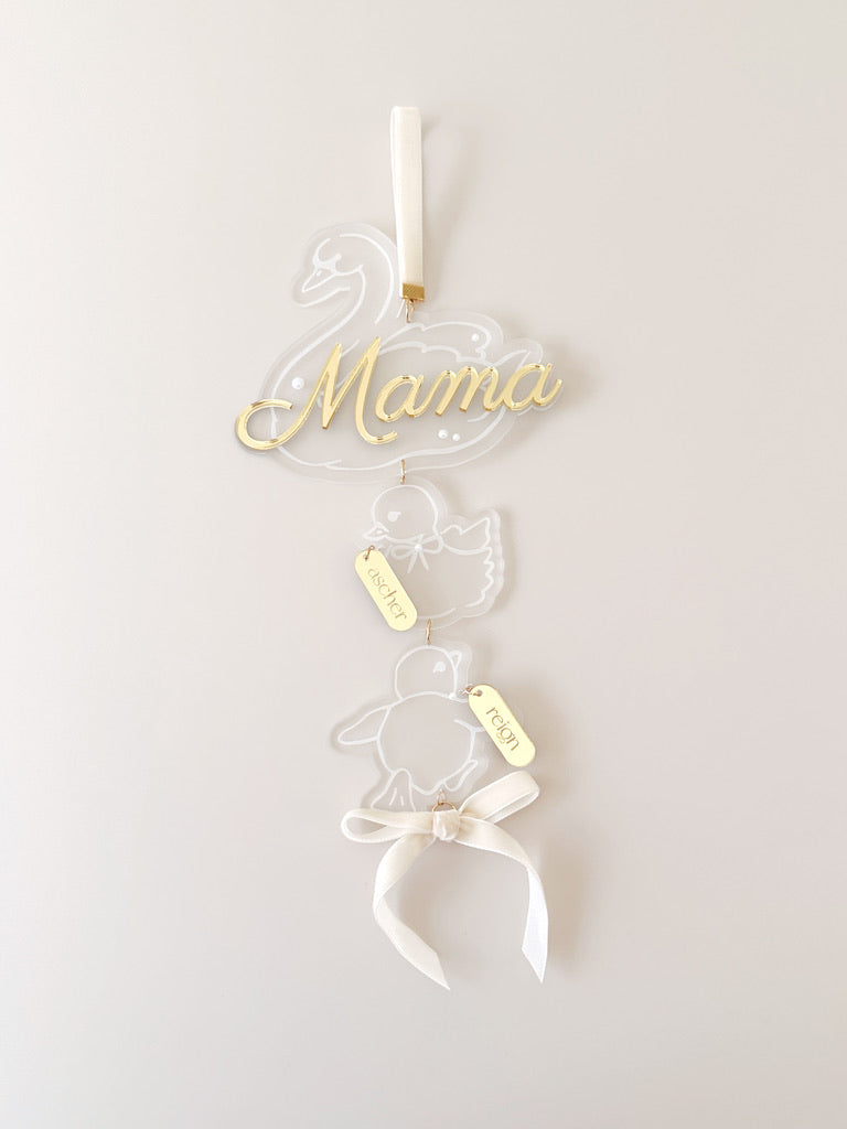 Mother's Day - Swan Family Plaque