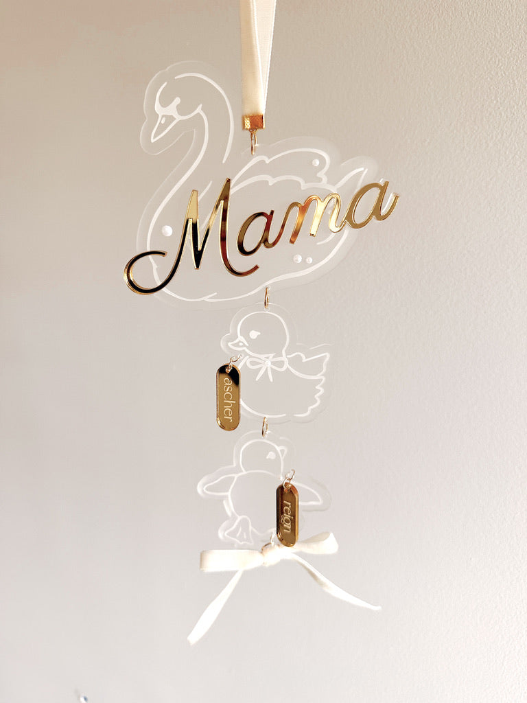 Mother's Day - Swan Family Plaque