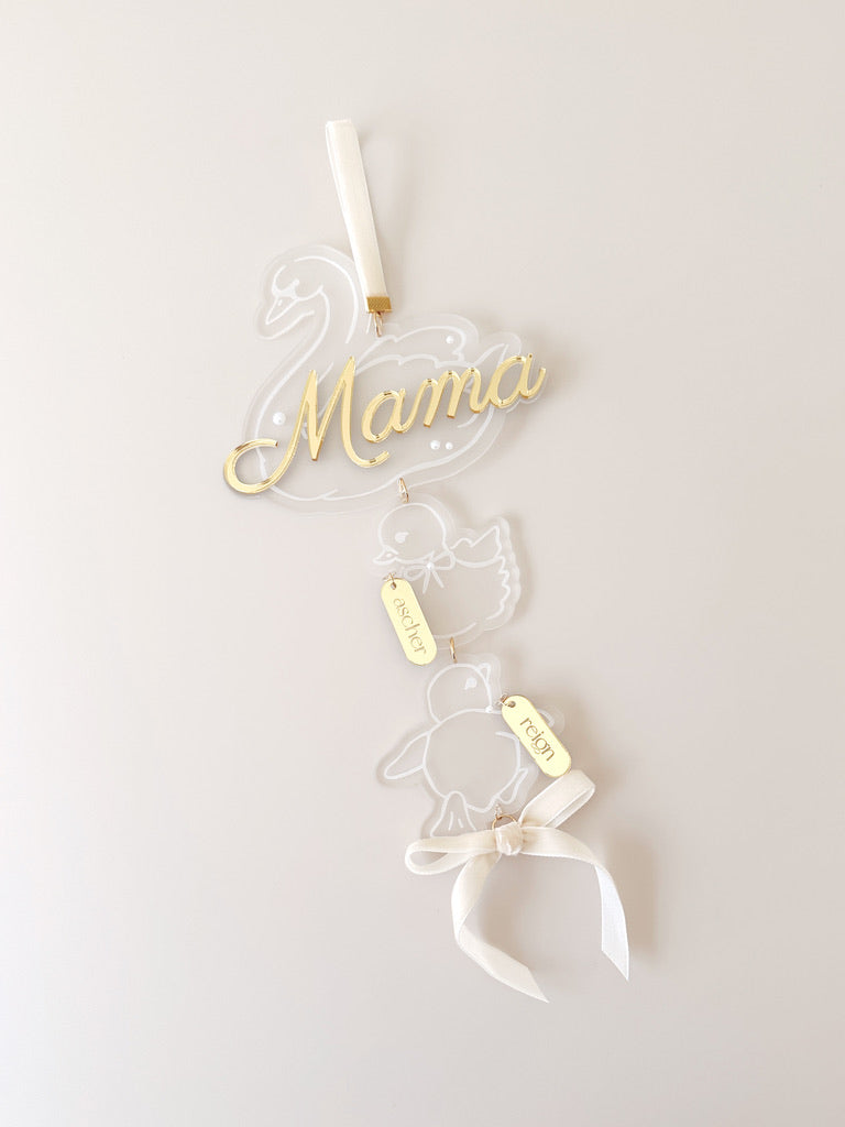 Mother's Day - Swan Family Plaque