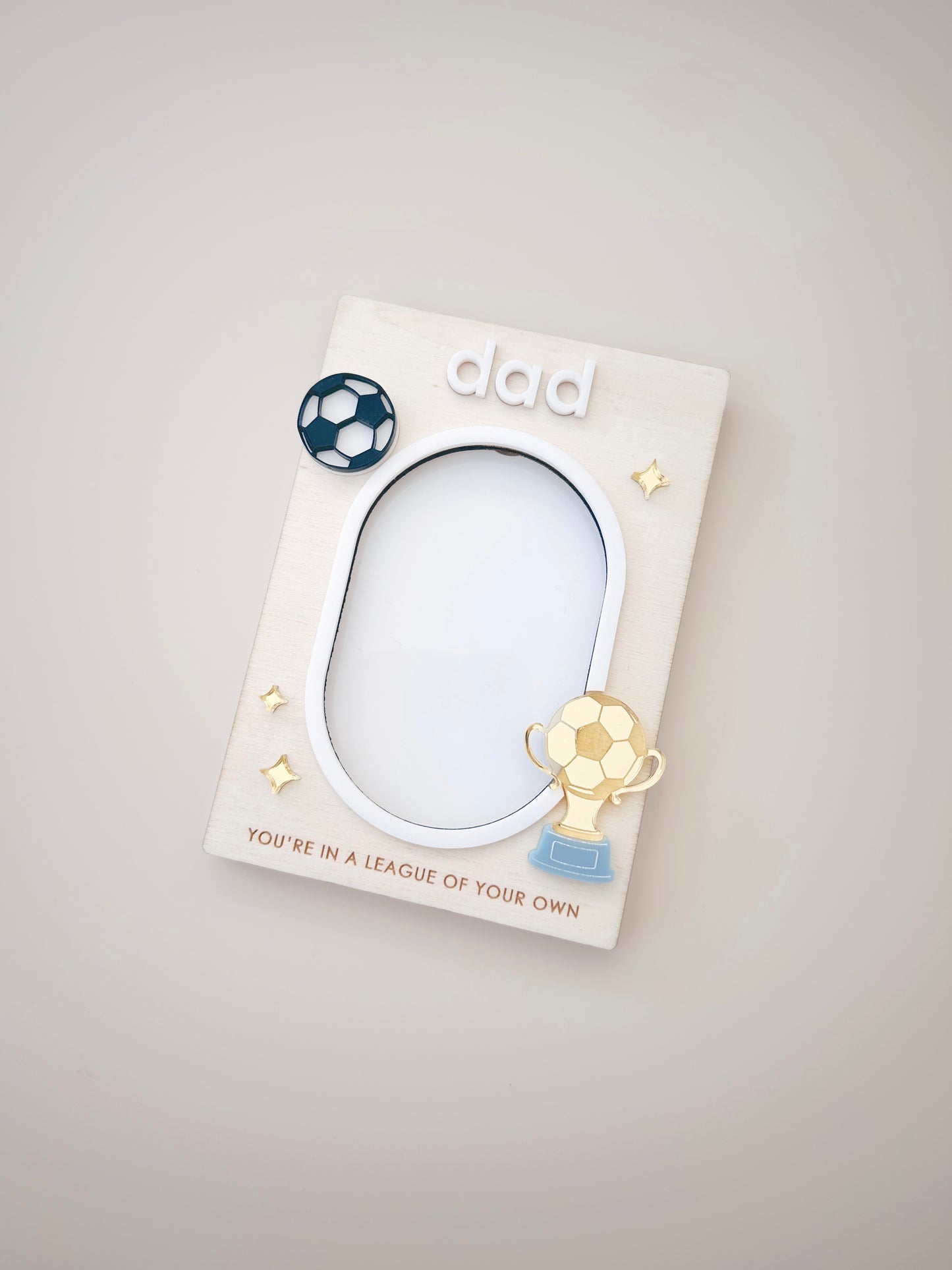 Magnetic Frame - League of Your Own