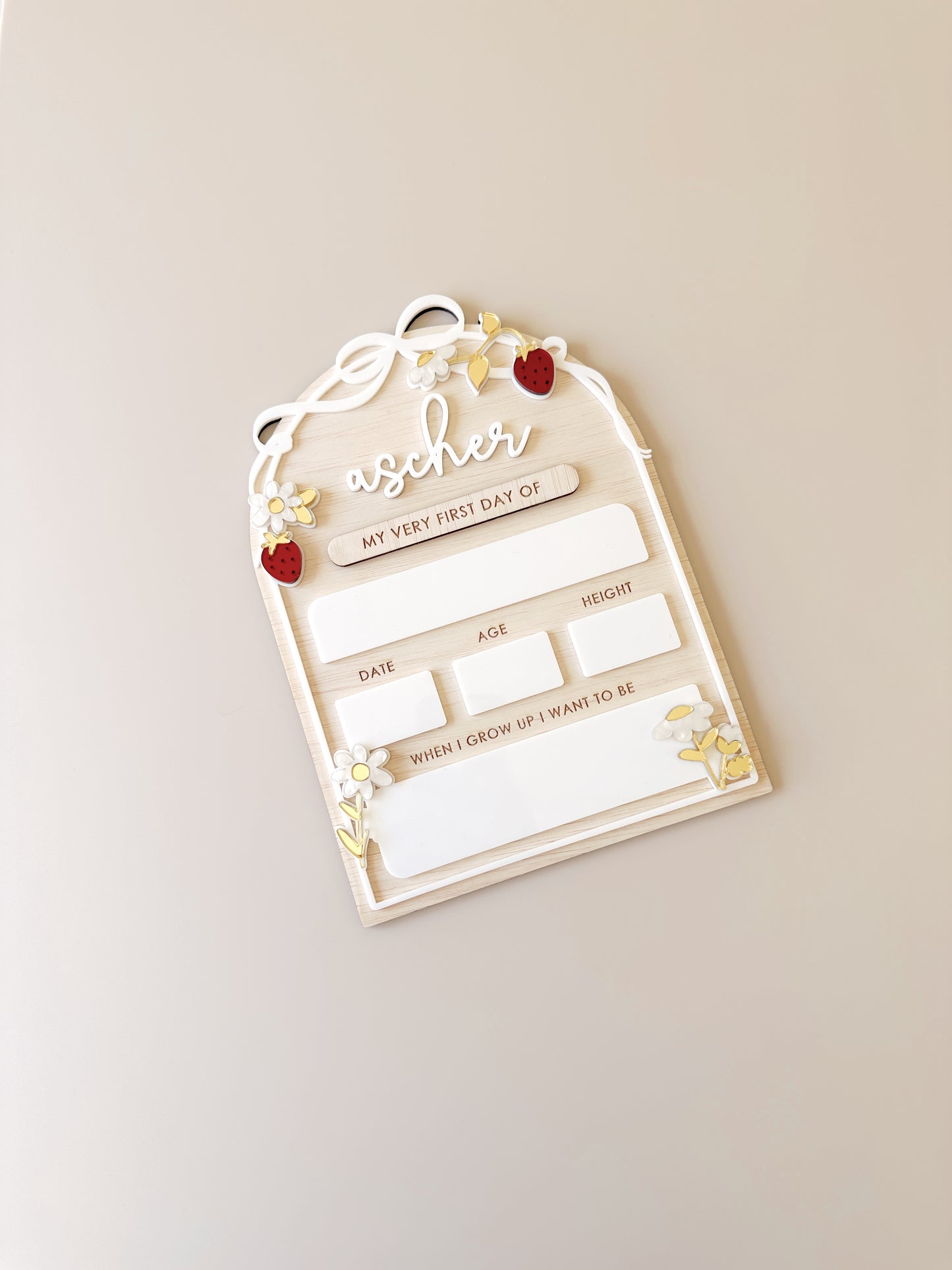 Wooden First/Last Day Board - Flowers & Strawberries